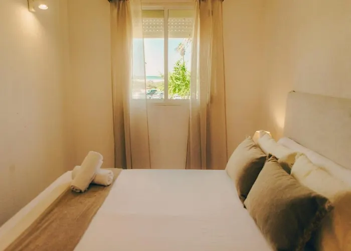 Thera Beachfront - Sea Views & Free Parking Conil De La Frontera